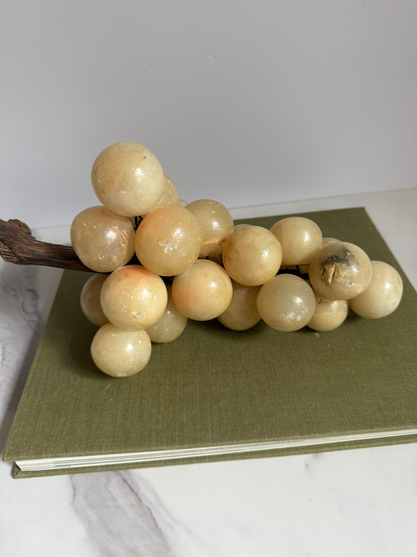 Large Alabaster Grapes
