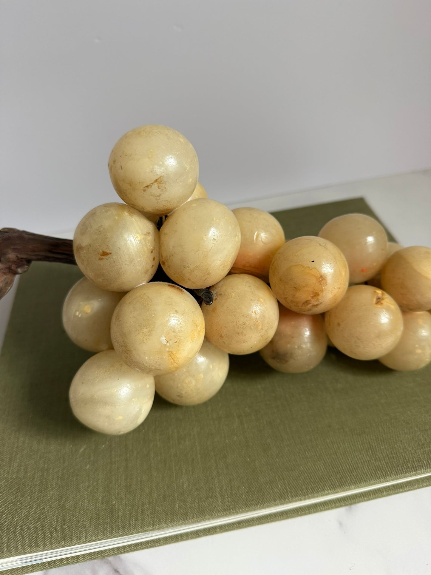 Large Alabaster Grapes