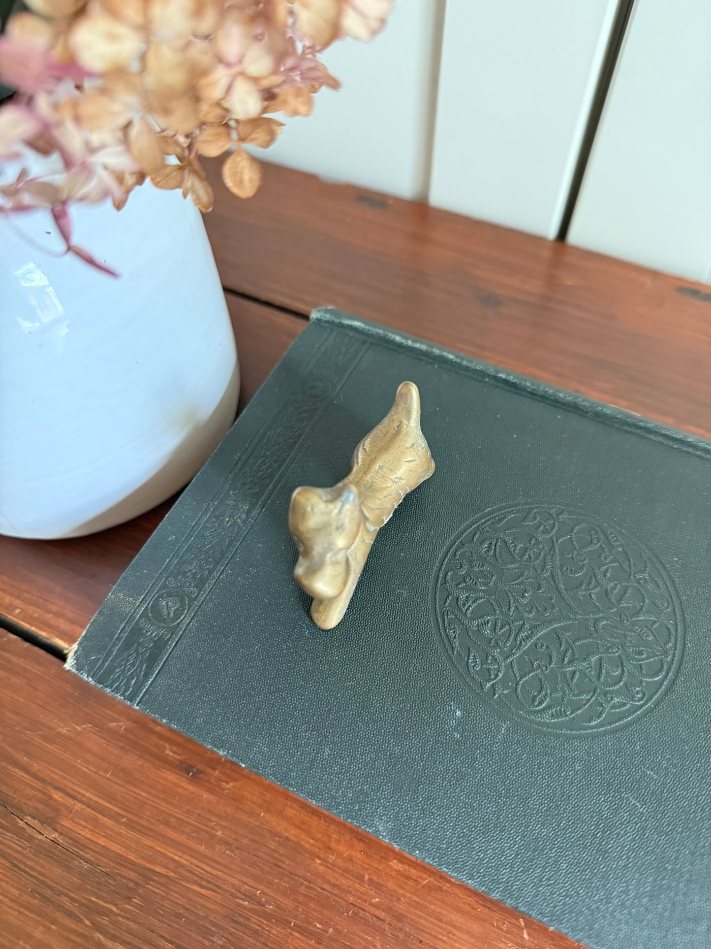 Brass Terrier