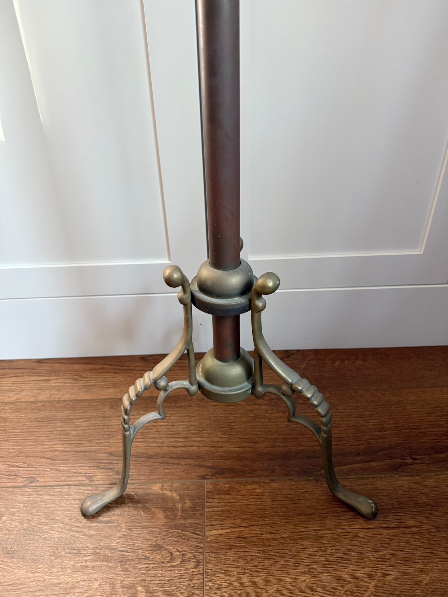 Brass Gentleman's Valet Stand